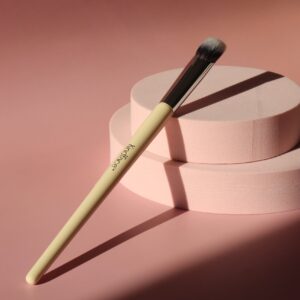 The Undereye Concealer Brush